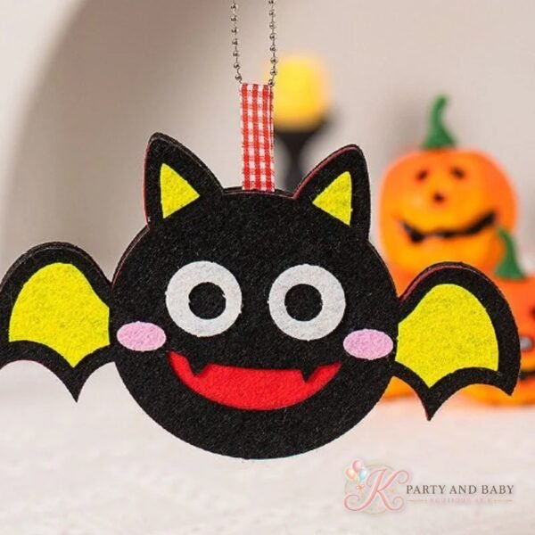DIY Halloween – Bat (with logo) DIY Halloween - Bat
